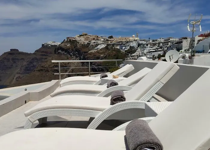 Sofi 3* Fira (Santorini)